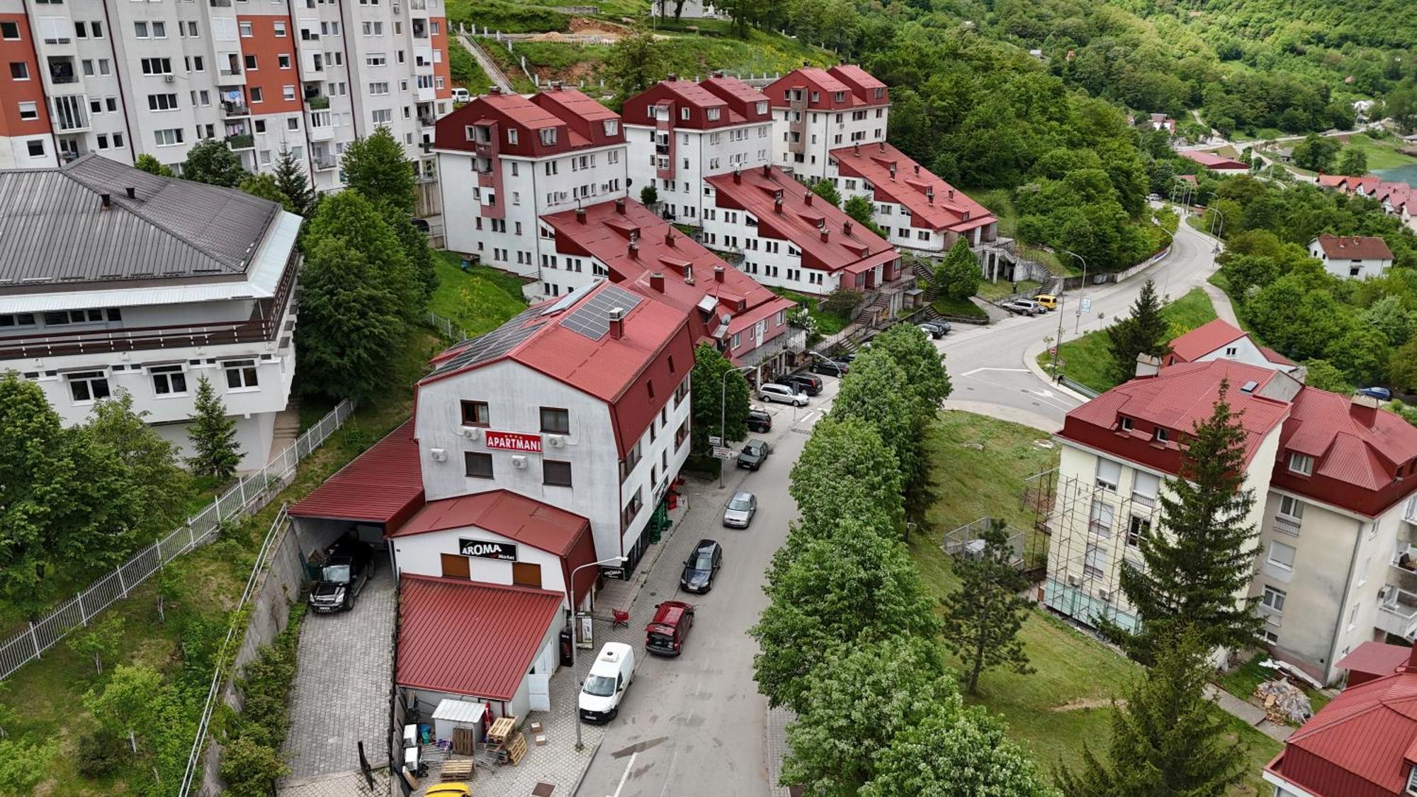 Apartments Ravno Плужине Екстериор снимка